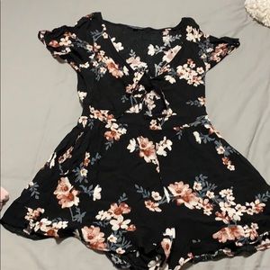 Flowered romper
